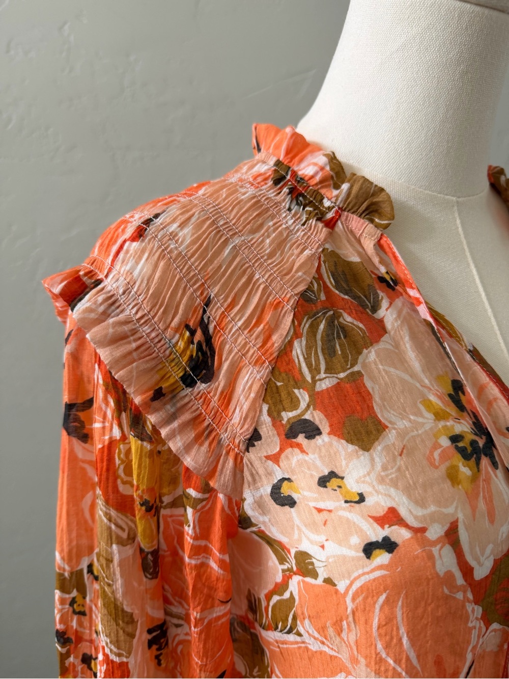 MINKPINK Dex Floral Blouse XS Coral Sheer Boho Long Sleeve Feminine - Picture 6 of 14